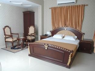 โรงแรมอิทราโลก จูนากัดห์ ภายนอก รูปภาพ